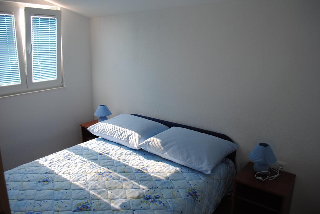 Apartments Kairos - Bili 9 Kaštela Quarto foto