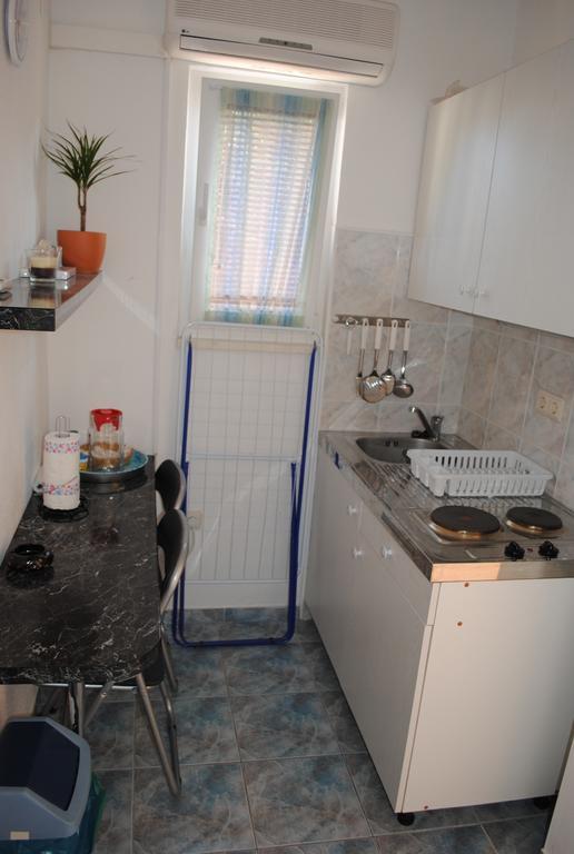 Apartments Kairos - Bili 9 Kaštela Quarto foto